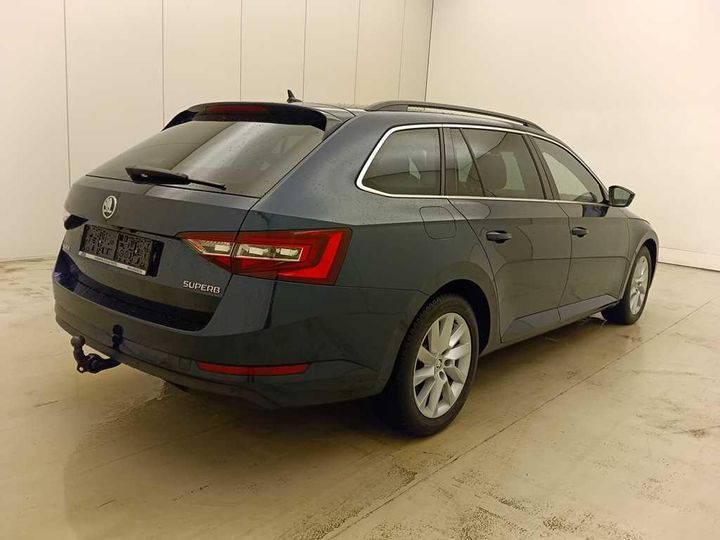 Photo 9 VIN: TMBJH7NP4K7045285 - SKODA SUPERB 