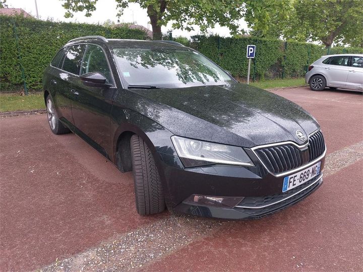 Photo 2 VIN: TMBJH7NP4K7050454 - SKODA SUPERB 