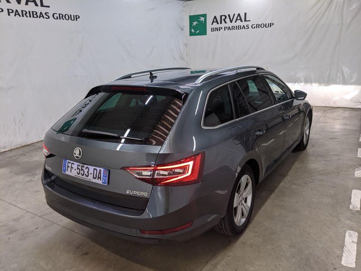 Photo 3 VIN: TMBJH7NP4K7055489 - SKODA SUPERB 