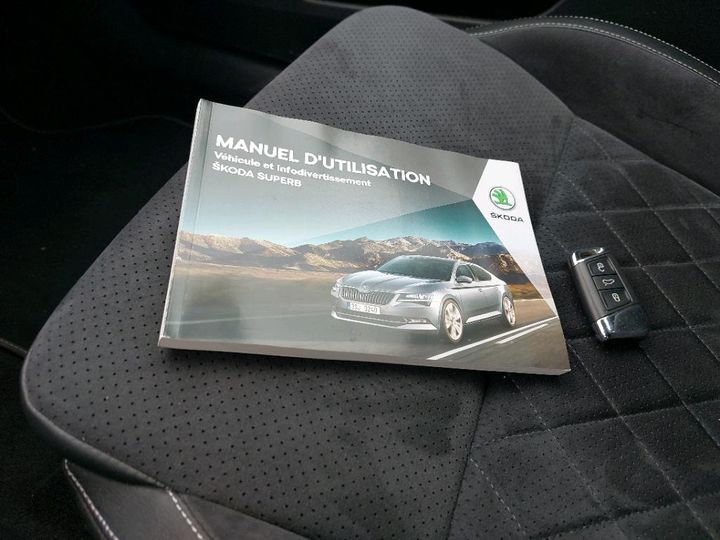 Photo 17 VIN: TMBJH7NP4K7058795 - SKODA SUPERB 