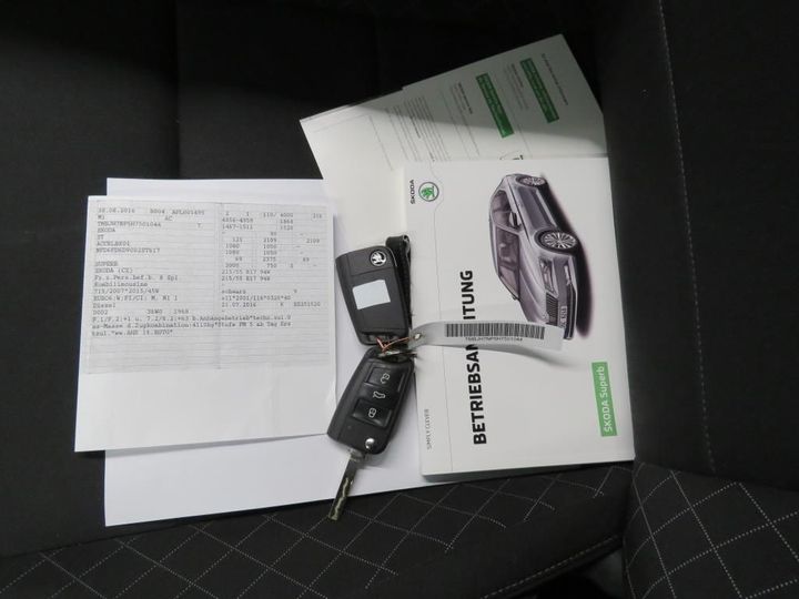 Photo 3 VIN: TMBJH7NP5H7501044 - SKODA SUPERB 