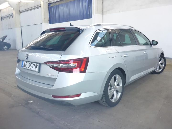 Photo 3 VIN: TMBJH7NP5H7505918 - SKODA SUPERB 