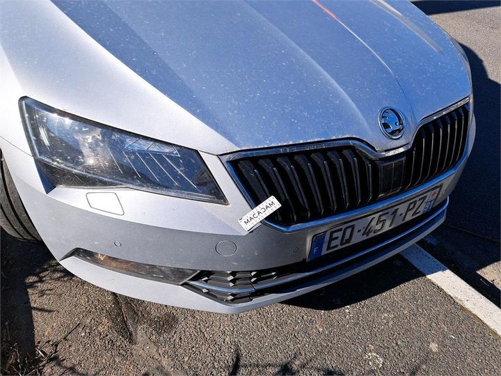 Photo 18 VIN: TMBJH7NP5J7516195 - SKODA SUPERB 