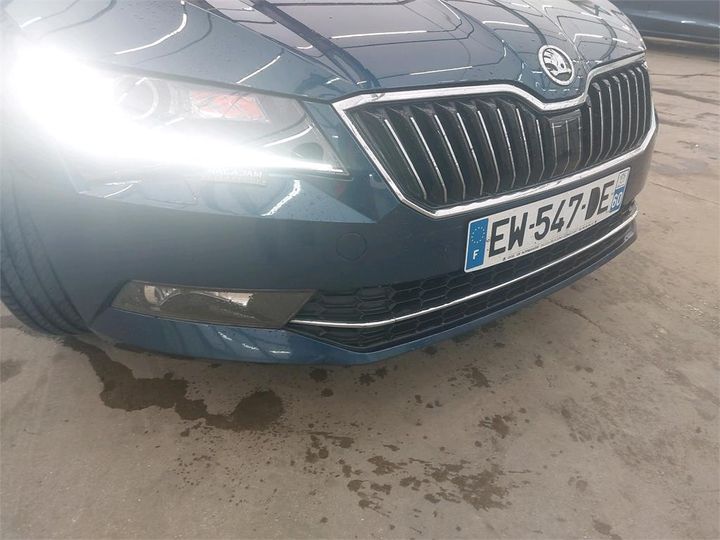 Photo 19 VIN: TMBJH7NP5J7580687 - SKODA SUPERB 