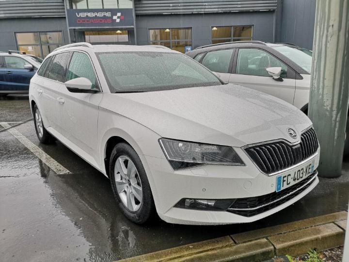 Photo 8 VIN: TMBJH7NP5K7021447 - SKODA SUPERB 