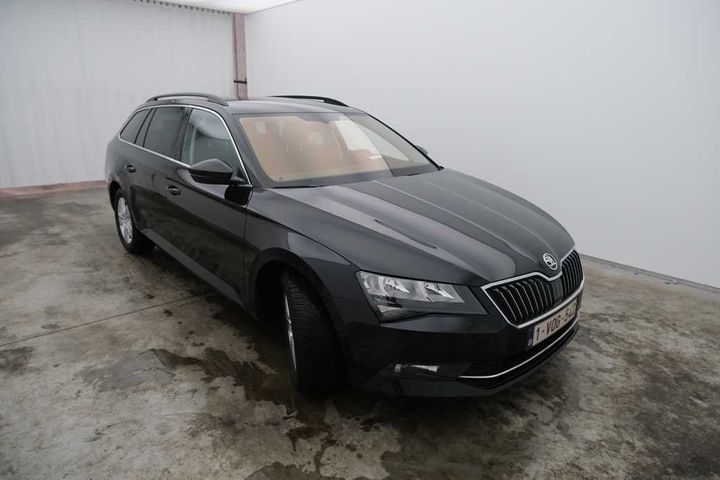 Photo 8 VIN: TMBJH7NP5K7044632 - SKODA SUPERB 