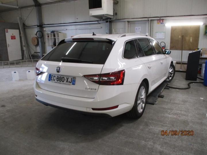 Photo 2 VIN: TMBJH7NP6G7077663 - SKODA SUPERB 