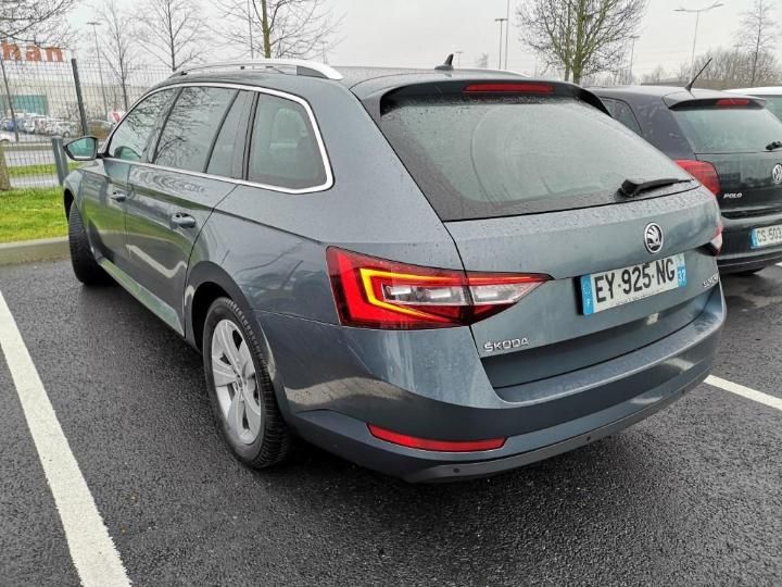 Photo 6 VIN: TMBJH7NP6J7582528 - SKODA SUPERB 