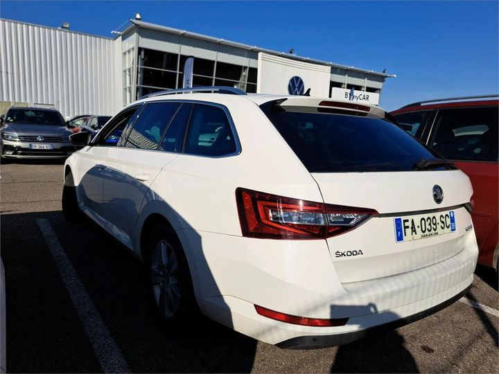 Photo 2 VIN: TMBJH7NP6K7011459 - SKODA SUPERB 