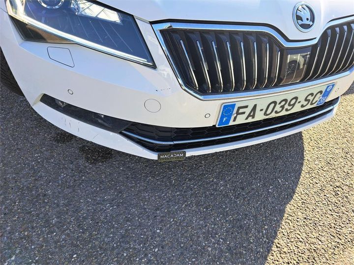 Photo 25 VIN: TMBJH7NP6K7011459 - SKODA SUPERB 