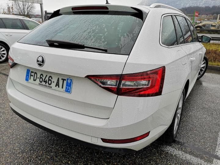 Photo 34 VIN: TMBJH7NP6K7021389 - SKODA SUPERB 