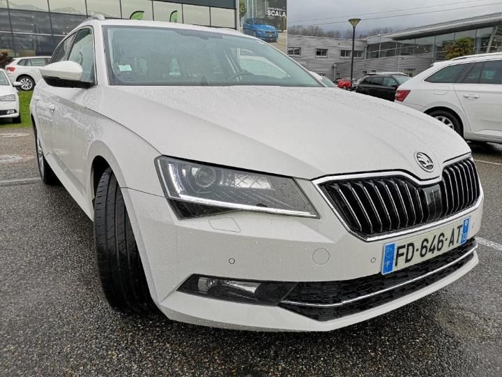 Photo 8 VIN: TMBJH7NP6K7021389 - SKODA SUPERB 