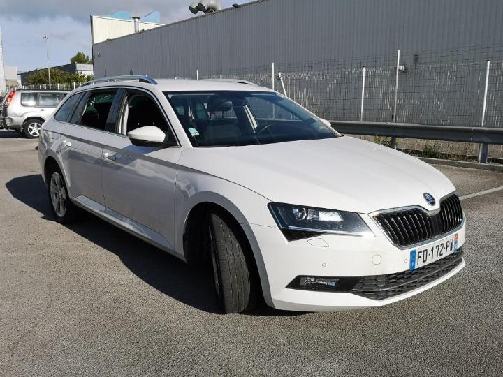 Photo 25 VIN: TMBJH7NP6K7032327 - SKODA SUPERB 