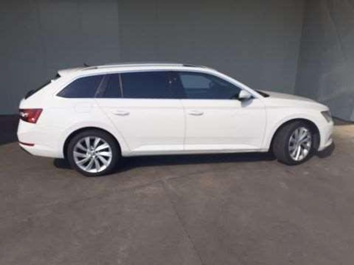 Photo 2 VIN: TMBJH7NP6K7032683 - SKODA SUPERB 