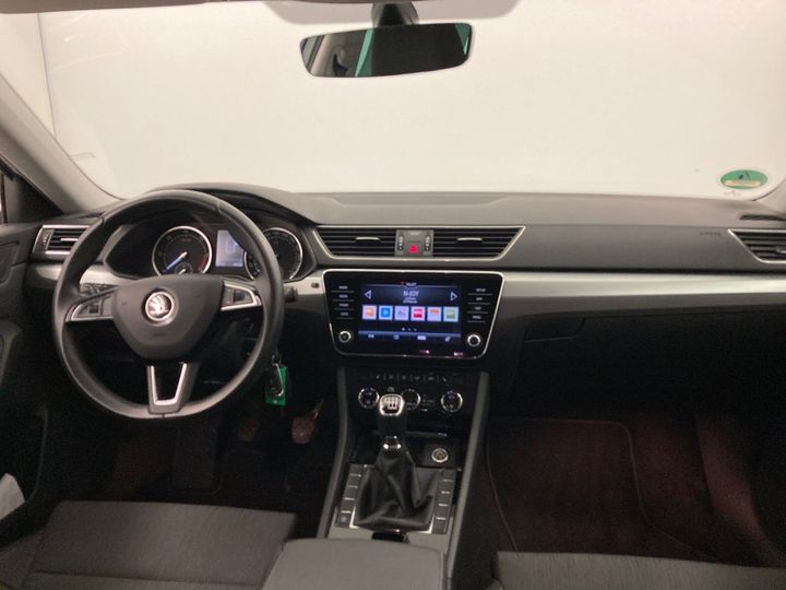 Photo 7 VIN: TMBJH7NP6K7046907 - SKODA SUPERB 