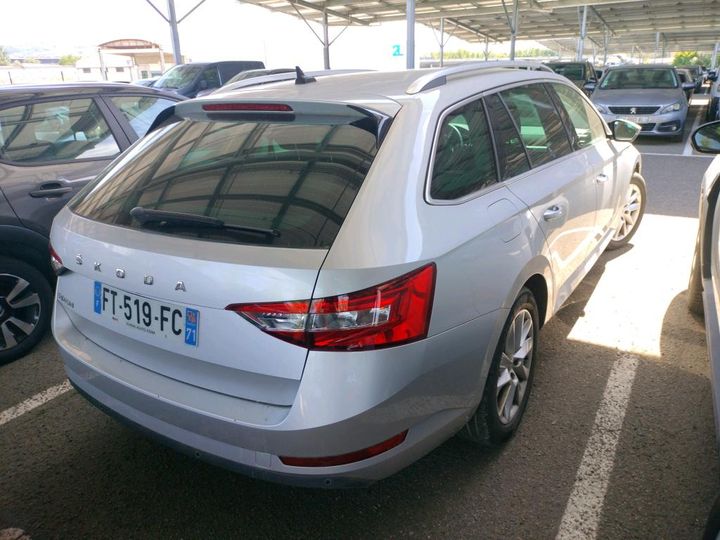 Photo 3 VIN: TMBJH7NP6M7018320 - SKODA SUPERB 