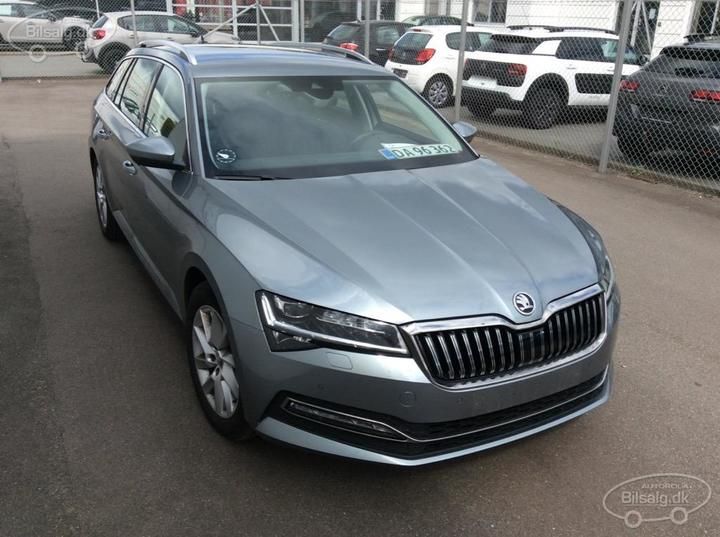 Photo 2 VIN: TMBJH7NP6M7069056 - SKODA SUPERB 