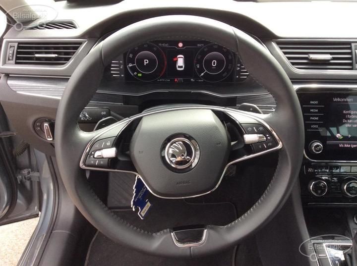 Photo 5 VIN: TMBJH7NP6M7069056 - SKODA SUPERB 