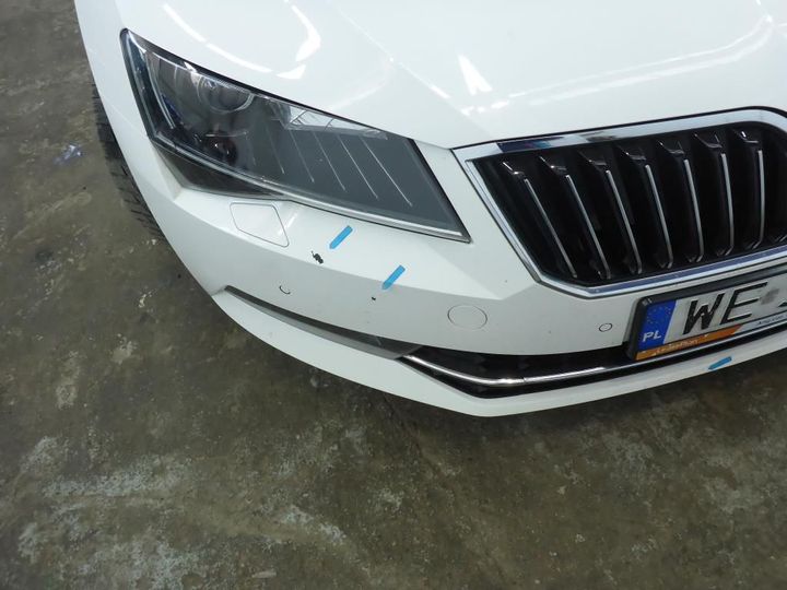 Photo 35 VIN: TMBJH7NP7J7602074 - SKODA SUPERB 