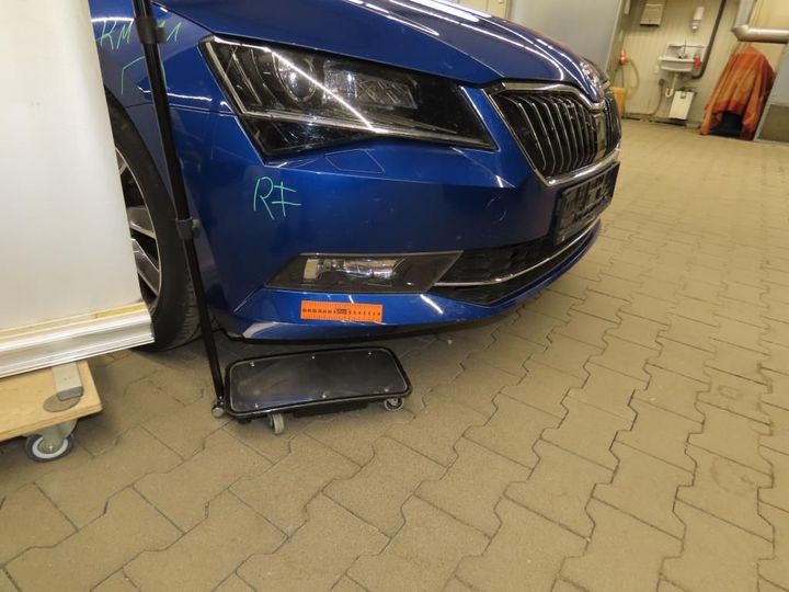 Photo 23 VIN: TMBJH7NP8H7536516 - SKODA SUPERB 