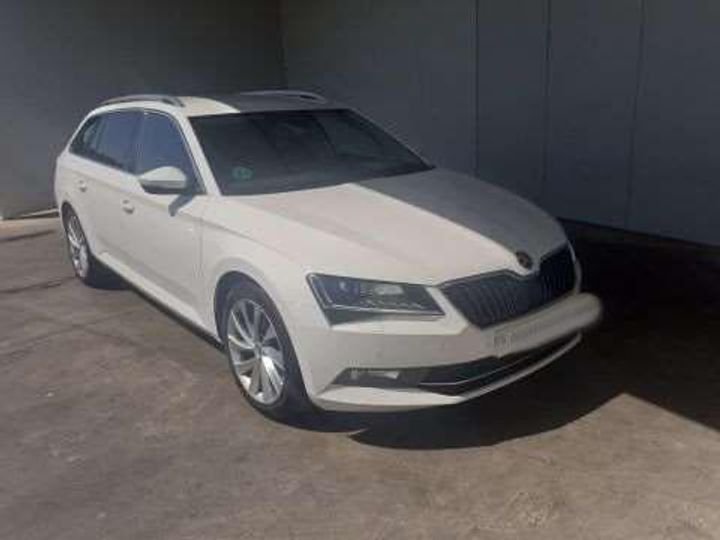 Photo 1 VIN: TMBJH7NP8K7030739 - SKODA SUPERB 