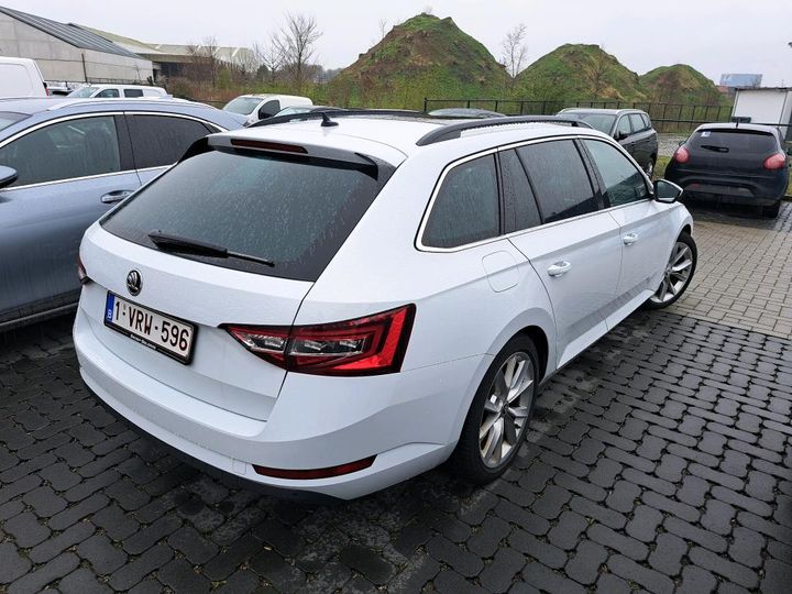 Photo 1 VIN: TMBJH7NP8K7033012 - SKODA SUPERB 