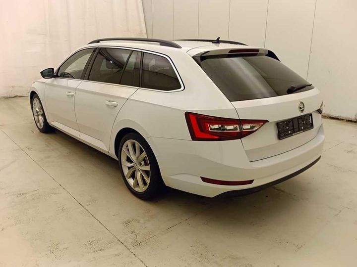 Photo 8 VIN: TMBJH7NP8K7033012 - SKODA SUPERB 