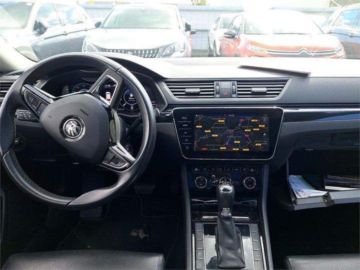 Photo 11 VIN: TMBJH7NP8K7043636 - SKODA SUPERB 