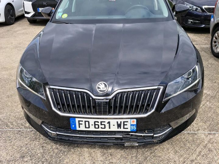 Photo 18 VIN: TMBJH7NP8K7045998 - SKODA SUPERB 