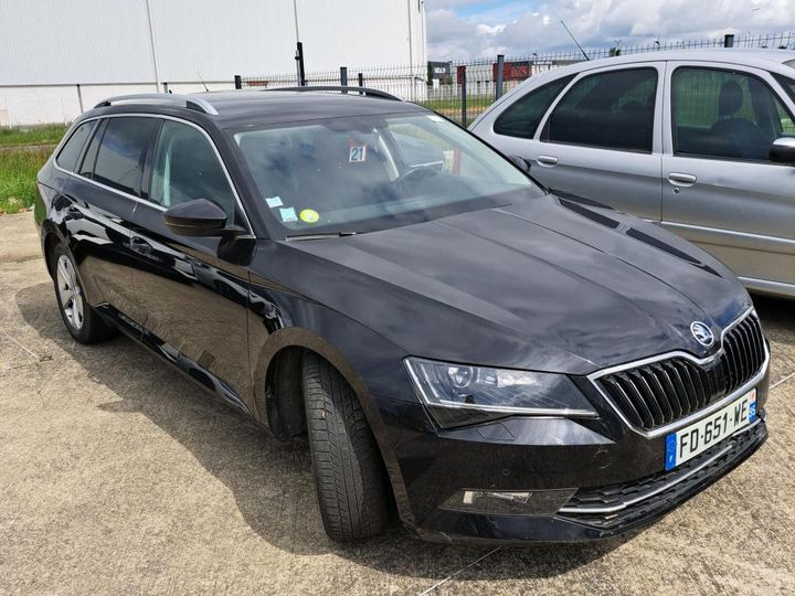 Photo 4 VIN: TMBJH7NP8K7045998 - SKODA SUPERB 