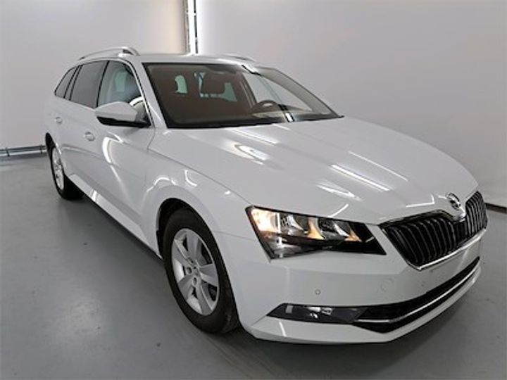 Photo 2 VIN: TMBJH7NP8K7049064 - SKODA SUPERB 