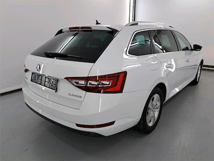 Photo 4 VIN: TMBJH7NP8K7049064 - SKODA SUPERB 