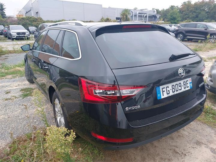 Photo 3 VIN: TMBJH7NP8K7051512 - SKODA SUPERB 