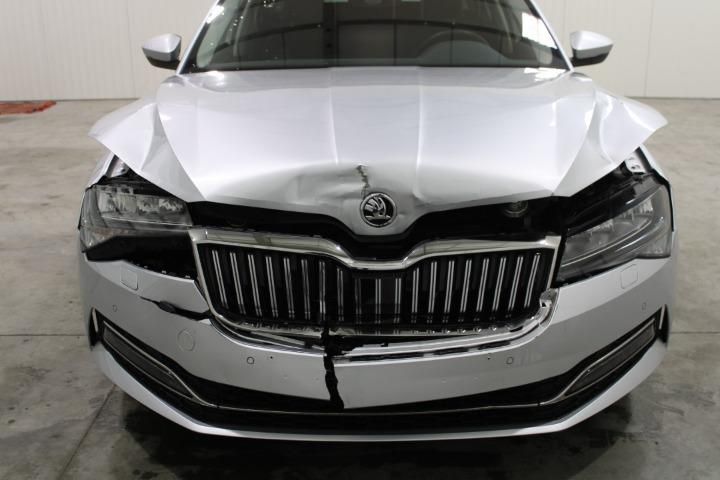 Photo 5 VIN: TMBJH7NP8L7072586 - SKODA SUPERB 