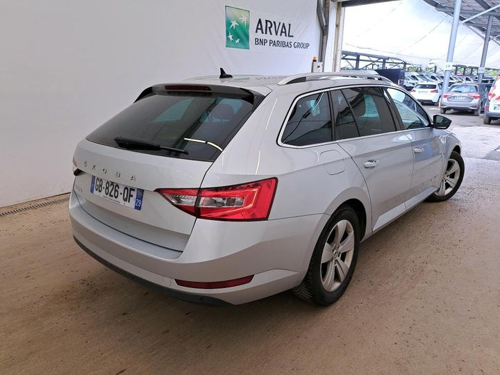 Photo 1 VIN: TMBJH7NP8N7009099 - SKODA SUPERB 