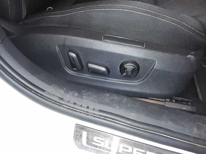 Photo 16 VIN: TMBJH7NP9J7582927 - SKODA SUPERB 