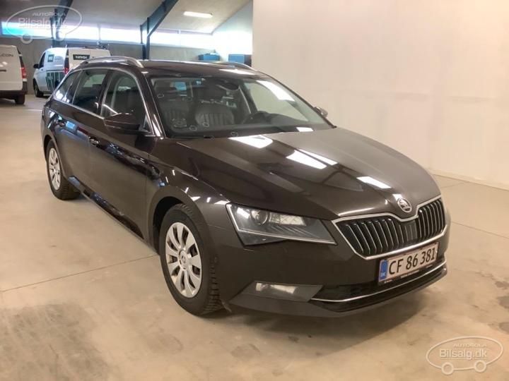 Photo 2 VIN: TMBJH7NP9K7042348 - SKODA SUPERB ESTATE 