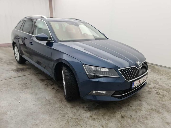 Photo 8 VIN: TMBJH7NPXJ7537639 - SKODA SUPERB 