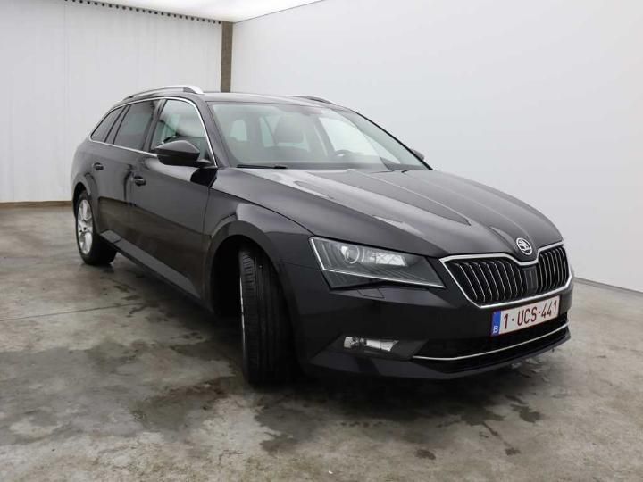 Photo 8 VIN: TMBJH7NPXJ7581219 - SKODA SUPERB 