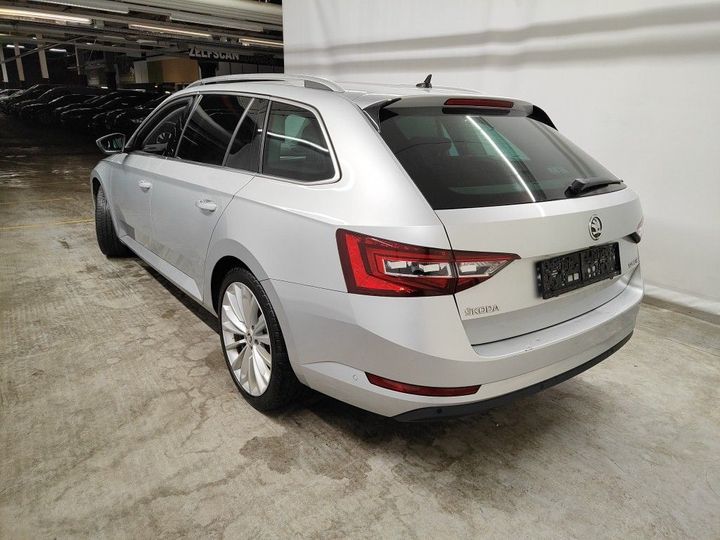 Photo 6 VIN: TMBJH7NPXK7059207 - SKODA SUPERB 