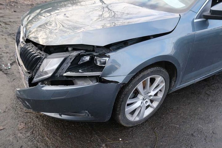 Photo 30 VIN: TMBJH9NE3L0104704 - SKODA OCTAVIA 