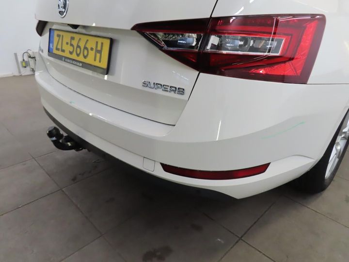 Photo 32 VIN: TMBJH9NP0K7079560 - SKODA SUPERB 