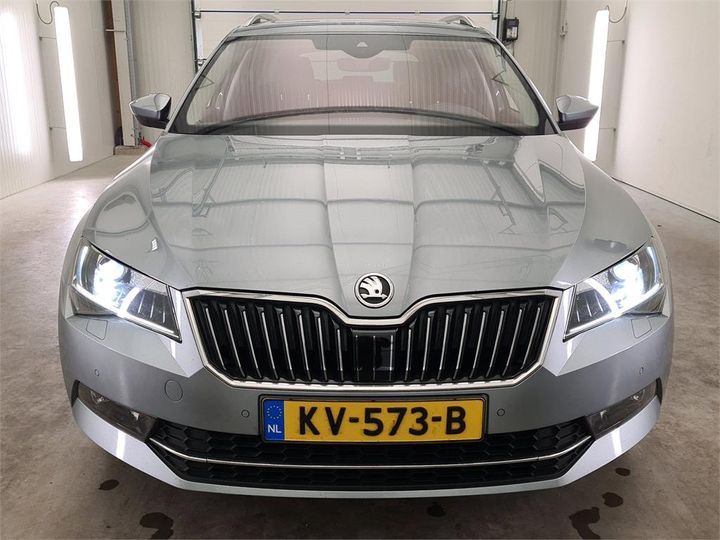 Photo 29 VIN: TMBJH9NP1H7011826 - SKODA SUPERB 