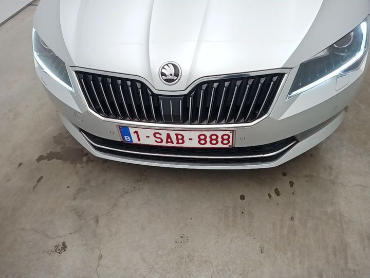 Photo 5 VIN: TMBJH9NP1H7540094 - SKODA SUPERB 