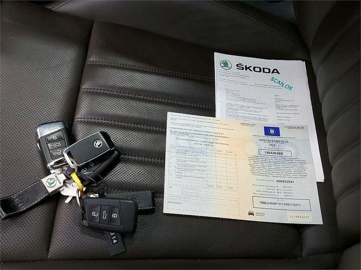 Photo 4 VIN: TMBJH9NP1K7058314 - SKODA SUPERB 