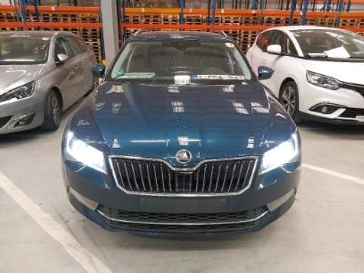 Photo 5 VIN: TMBJH9NP2H7019188 - SKODA SUPERB 