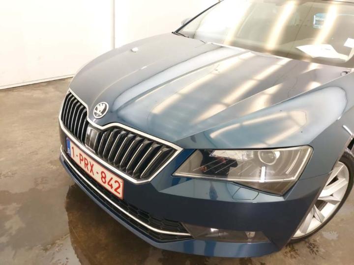 Photo 6 VIN: TMBJH9NP2H7500994 - SKODA SUPERB 