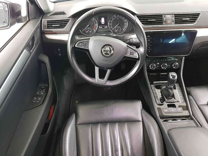 Photo 7 VIN: TMBJH9NP2K7011423 - SKODA SUPERB 