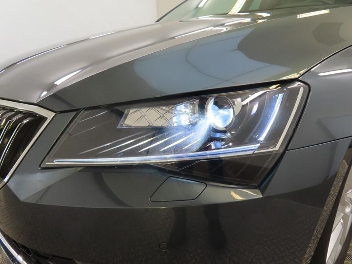 Photo 17 VIN: TMBJH9NP2K7040212 - SKODA SUPERB 