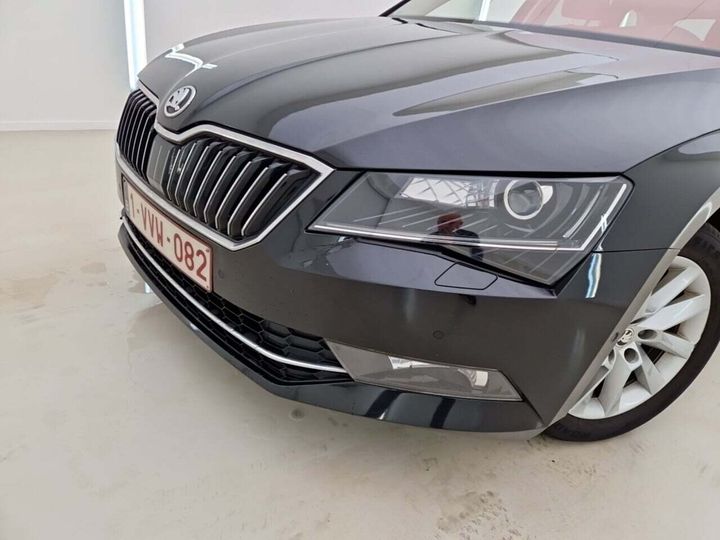 Photo 9 VIN: TMBJH9NP2K7058113 - SKODA SUPERB 